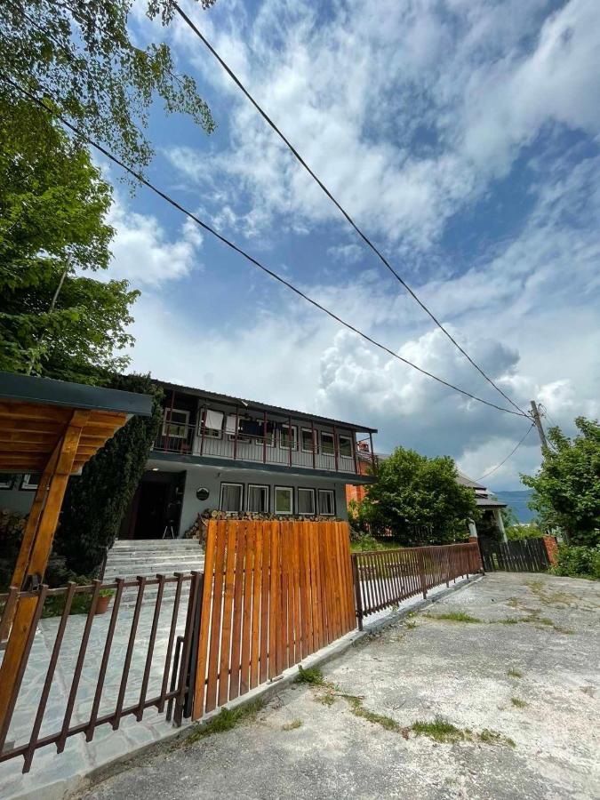 Vertical Hostel 마르로보 외부 사진